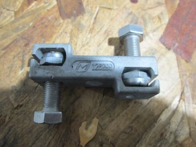 OMC BRP Johnson Evinrude OEM Dual Cable Steering Connector Bracket - Image 1 of 2