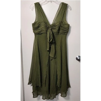 Donna Ricco Sz 12 Green Polka Dot Chiffon Silk Sleeveless Dress Ruched Zip Lined - Image 1 of 4
