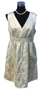 Liza Luxe Dress Sz L Evening Wedding MOB Gold Brocade Foil V Neck Flare NEW 12 - Picture 1 of 3