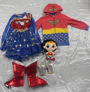 Wonder Woman Girls Lot Full Costume Set with Hoodie, Plush Doll Size 5/s - Picture 1 of 19