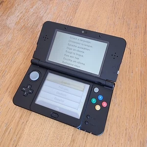 Console New Nintendo 3DS Cover Yoshi OTTIME CONDIZIONI con pennino e caricatore - Imagen 1 de 11