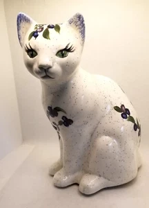 Hand-painted  Vintage Blueberry Cat - Picture 1 of 5