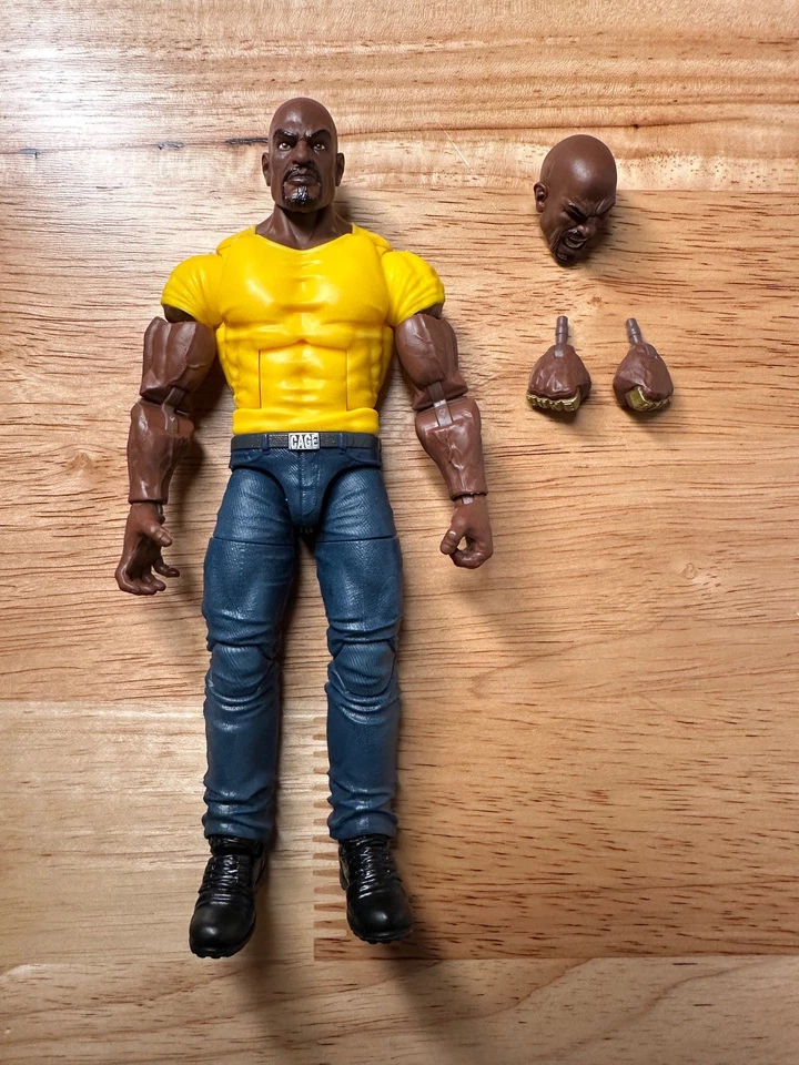 Boneco Marvel Legends 85th Anniversary Heroes for Hire Two pacote com 2 Luke Cage - Imagem 1 de 1