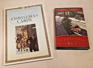 2 Christmas Themed Books - A Christmas Carol & The Christmas Bus - Hardcover - Foto 1 di 3