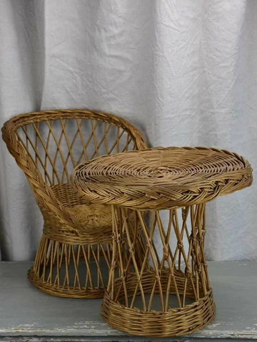 Mid-century children's wicker armchair and table Cover