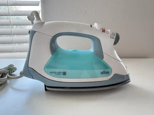 Oliso TG-800 Auto-Lift Steam Iron 120V 1440W – Tested, Works Great - Picture 1 of 18
