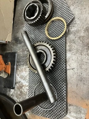 Muncie 4 Speed Transmission Parts Lot M20 M21 1960s 1970s Chevy Chevelle SS  Etc - Image 1 of 4