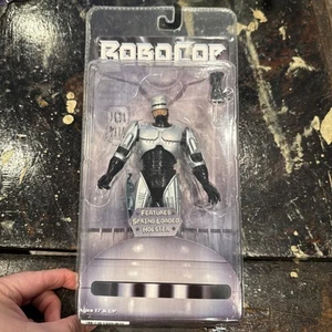 ROBOCOP mit Spring-Loaded Holster 25th Anniversary Figur NECA Brandneu & Versiegelt - Bild 1 von 10
