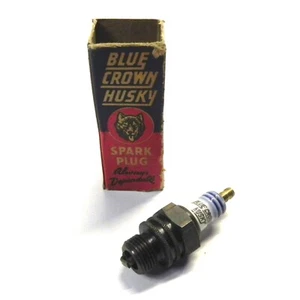 VINTAGE BLUE CROWN 85 COM SPARK PLUG W/ BOX NOS BOX DAMAGED VTG BLUE CROWN PLUG - Picture 1 of 5