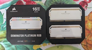 Corsair Dominator Platinum RAM DDR4 16GB 2x8GB 4000MHz CL19 RGB Bianco - Photo 1/4