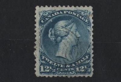 Canada  used  #28b 12.5c   thin paper  deep blue Variety  LARGE QUEEN 1868- - Image 1 of 2