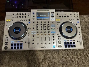 Pioneer DJ XDJ-XZ Professional All-in-One DJ System - White - Picture 1 of 2