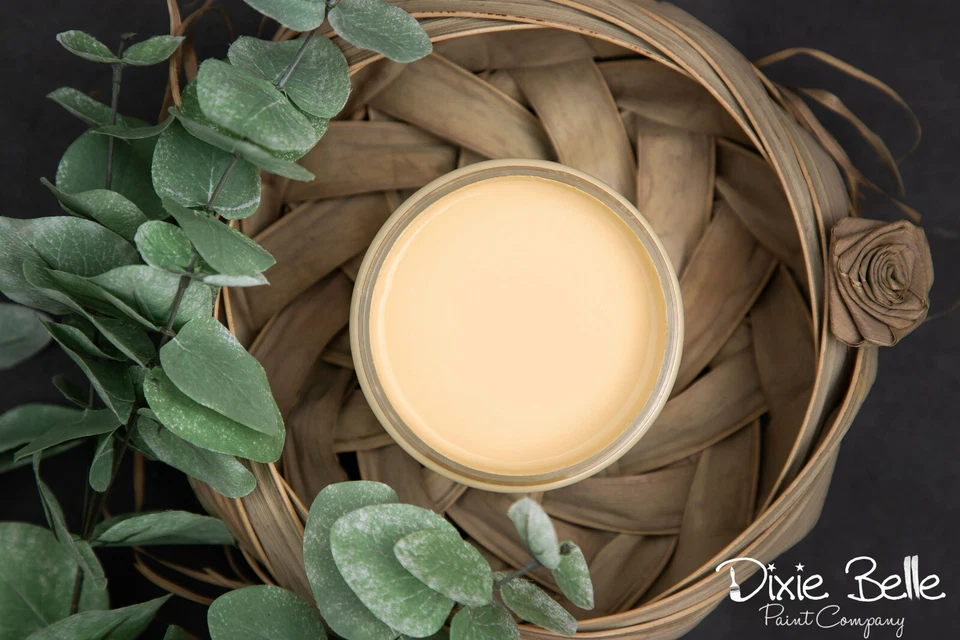 Pintura mineral de tiza semi retirada Dixie Belle - amarillo rebelde 8 onzas Foto 1 de 1