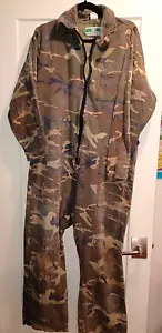VINTAGE GAME WINNER Mens LARGE 42/44 Camouflage Coveralls Camo ARMY HUNTING - Picture 1 of 4