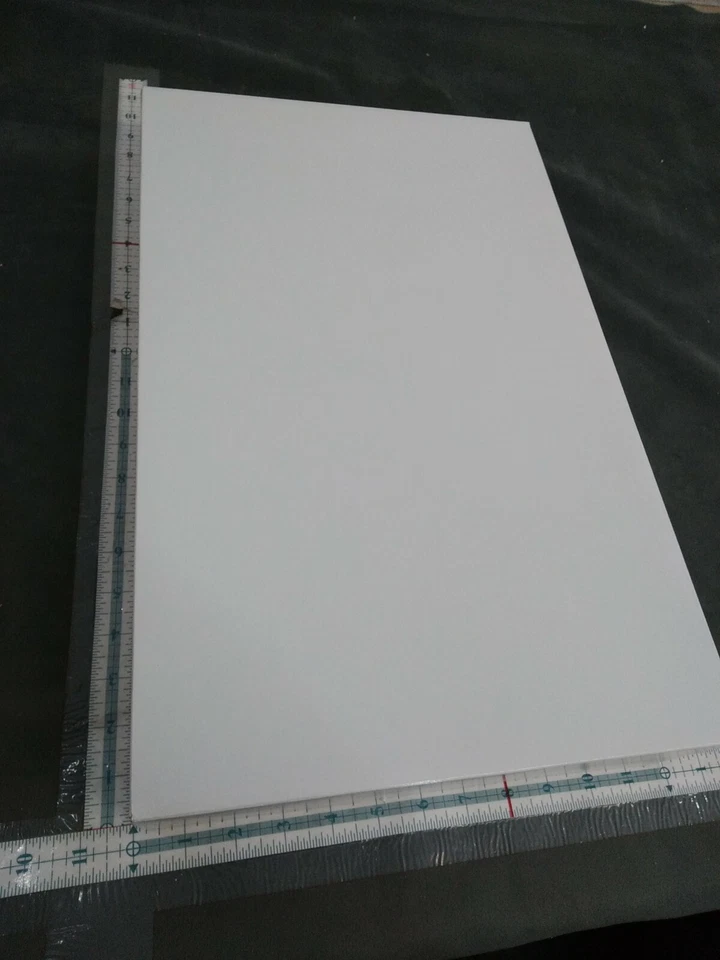 FUNDA DE 50 - CAJAS REGALO BATA XL ROPA BLANCA ALTO BRILLO - 19"x12"x3" - 50-619 Foto 1 de 4