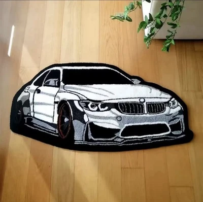 Alfombra de coche BMW M4 personalizada - alfombrilla estilo corredor callejero | entusiastas del coche Foto 1 de 3