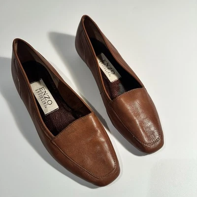Mocasín plano Enzo Angiolini para mujer de cuero marrón Liberty talla 5 M sin cordones Foto 1 de 4