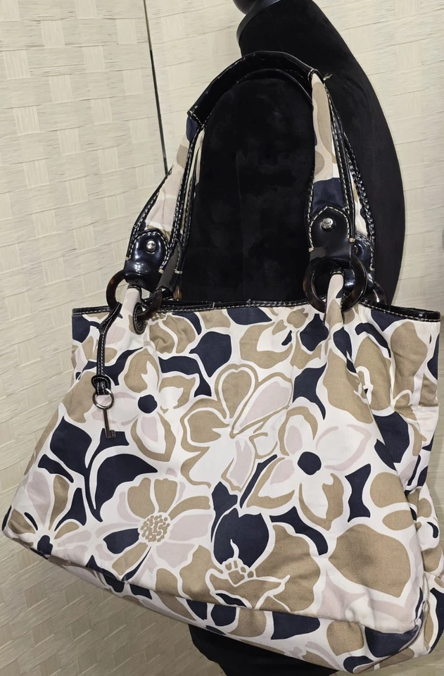 Bolso de Hombro Hobo Flor Tropical Fossil Bolso de Mano Negro Charol Doble Asa Foto 1 de 4