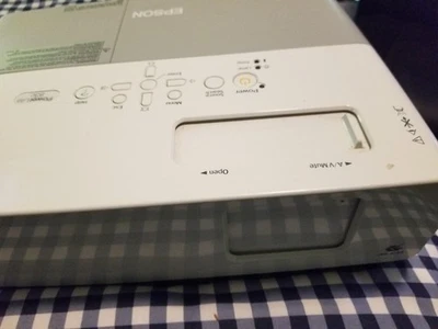🔥 Proyector Epson PowerLite 83c - ¡Fiable, brillante y listo para usar! 🔥 Foto 1 de 4