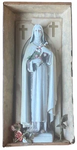 St Therese Little Flower Wall Mount Vtg Shrine Lg Shadow Box Chalkware Salvage - Picture 1 of 12