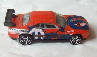  Mattel .dodge challenger drift car  (malaysa) - Immagine 1 di 3