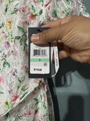 Vestido recto manga corta estampado floral Guess talla 8 nuevo con etiquetas Foto 1 de 4