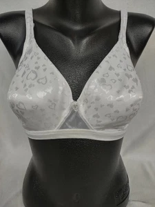 Playtex Cross Your Heart Bra Style 4210 White Sz 40C wire free New Old Stock - Picture 1 of 16