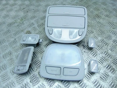 Hyundai Santa Fe Interior Courtesy Roof Light Lamp Mk2 2006-2012Z - Image 1 of 4