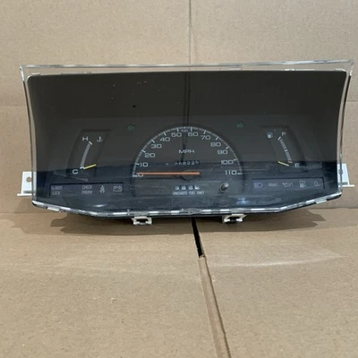Velocímetro de grupo de calibre interior para camioneta Isuzu 93-95 258225 OEM Foto 1 de 4