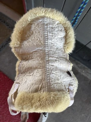 CHRIST SHEEPS SKIN HALF PAD. - Image 1 of 2