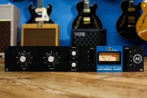 Universal Audio 1176AE LN Rev A Compressor Black Blue Special Edition Used - Picture 1 of 9