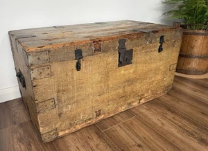 Rustic Antique Metal Bound Pine Trunk Vintage Chest Blanket Box - Picture 1 of 21