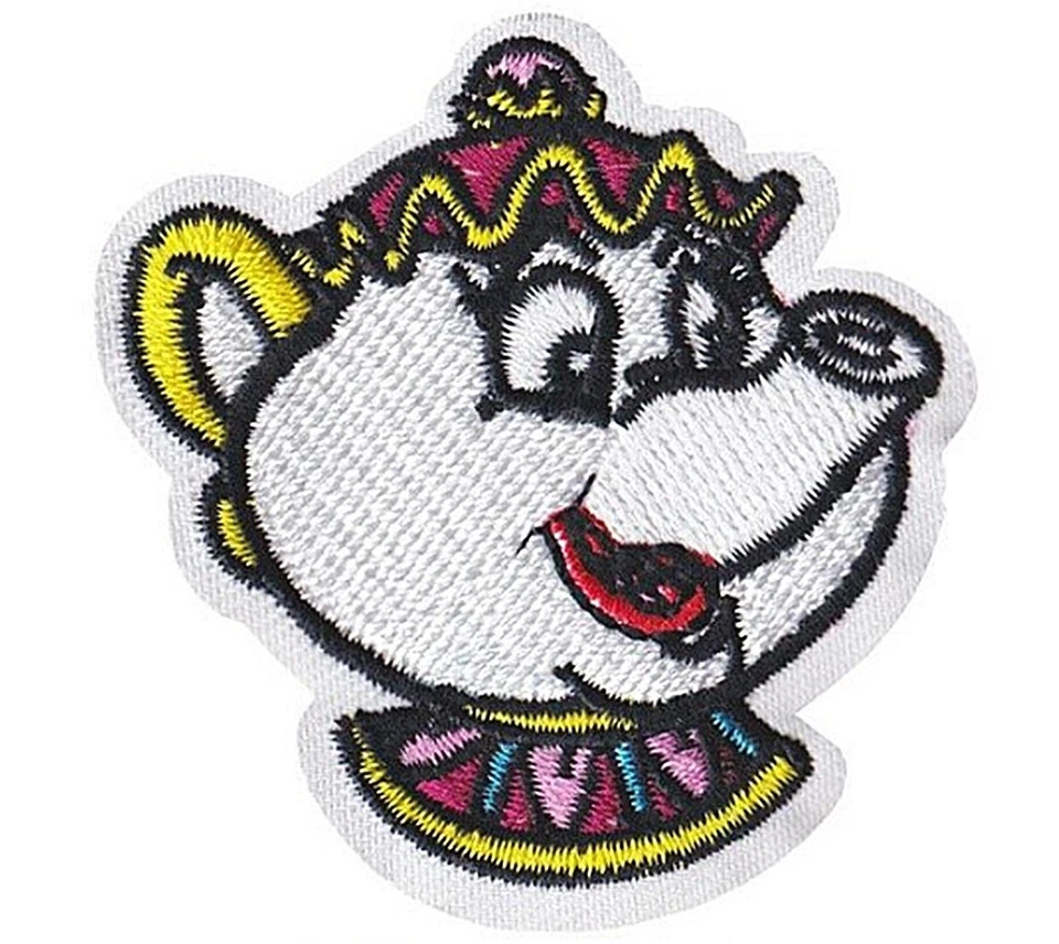 Tetera La Bella y la Bestia bordada 2,5" de ancho hierro en parche Foto 1 de 1