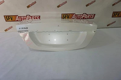 КРЫШКА БАГАЖНИКА MERCEDES BENZ S550 2014 2015 2016 S КЛАССА S63 A222 757 0035 БЕЛАЯ ОТ ОРИГИНАЛЬНОГО ПРОИЗВОДИТЕЛЯ - Изображение 1 из 4