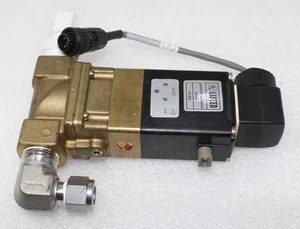 BURKERT 00452963 Pneumatic Valve 0282 A 1/2 FPM BR NPT1/2 PMAX 174PSI 24VDC 8W - Picture 1 of 5