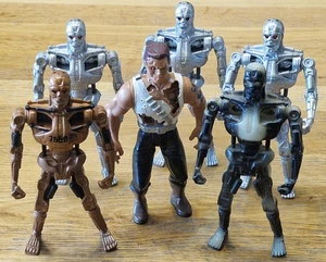 Vintage Kenner Terminator 2 Figuren mit Waffen (1992)   - Bild 1 von 24