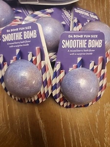2x Da Bomb Fun Size Mixed Berry Bath Smoothie Bomb Scented w/ Surprise Inside - Picture 1 of 3