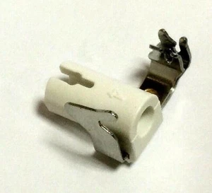 Automatic Needle Threader #1840002-404 (Genuine) Toyota Sewing Machines - Foto 1 di 2