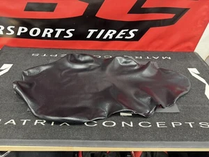 2023 YFZ450R/SE OEM YAMAHA BLACK SEAT COVER NEW TAKE OFF! 18P-2470F-21-00, 09-25 - Bild 1 von 5