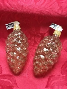 NWT FLAWLESS Stunning CRATE BARREL Glitter 2 PINECONES Glass CHRISTMAS ORNAMENT - Picture 1 of 3