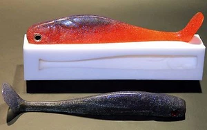 WEICHE KUNSTSTOFF ANGELKÖDERFORM (FORM) SCHWIMMKÖDER 8 ZOLL - Bild 1 von 3