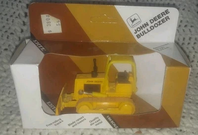 ERTL John Deer Bulldozer 1/64 Scale Die Cast #568 - Image 1 of 4