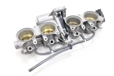 17-23 SUZUKI GSXR 1000 OEM INYECTORES DE COMBUSTIBLE PRINCIPALES / INYECTORES DE CUERPOS DE ACELERADOR Foto 1 de 4