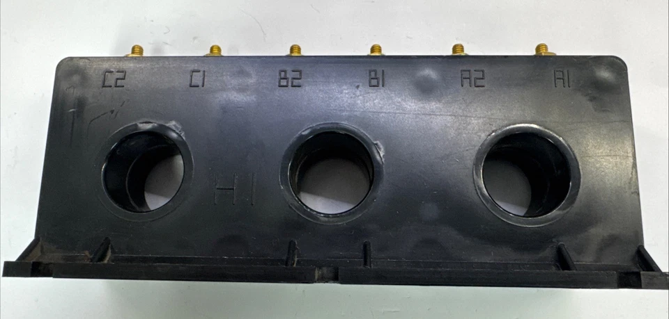 Simpson 37027 Current Transformer Ratio 100:5A 50-400Hz 600V Class 10kV Bil 3p - Image 1 of 4