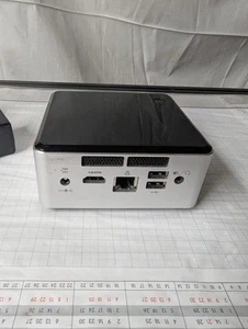 Maxdata CTO MINI PC Favorit 705 IUS 01 WIN-10 WLAN und LAN integriert - Afbeelding 1 van 10