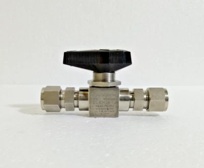 SWAGELOK SS-83KS8-TUV 3-PIECE HIGH PRESSURE BALL VALVE, PCTFE SEATS, 1/2" OD - Image 1 of 4