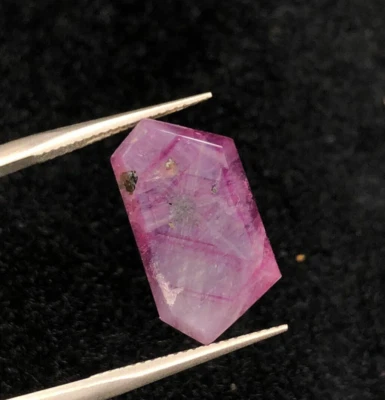 8.50ct Beautiful Natural curundum trapiche from kashmir Pakistan - Image 1 of 4