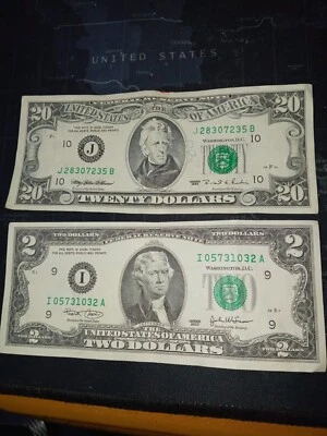 1995 CIRCULATED $20.00 BILL/SERIAL NUMBER ODDITY/ BONUS $2.00 BILL INCLUDED - Image 1 of 4