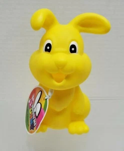 NUEVO--Animolds Flash Squeeze Me Squeaky Bunny, AMARILLO, 6", vinilo - Imagen 1 de 3