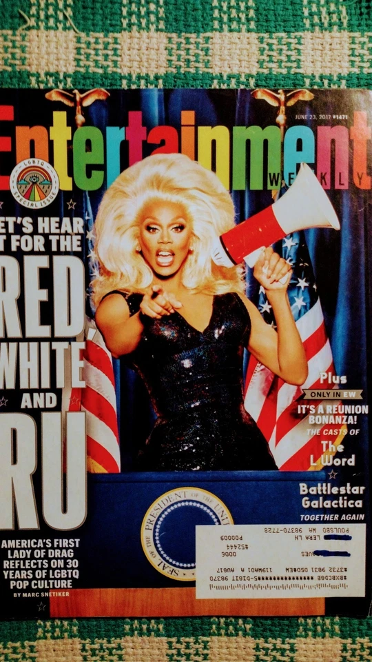 Entertainment Weekly June 23, 2017 Red White & Ru Pride LGBTQ Special Issue Foto 1 de 4